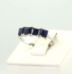 Серебряное кольцо 925 пробы 1,7 г со шри-ланкийскими Сапфірами класса АААА 1,73 карат Серебряное кольцо 925 пробы 1,7 г со шри-ланкийскими Сапфірами класса АААА 1,73 карат