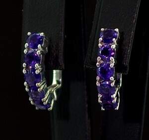 Серебряные серьги 925 пробы 4,04 гр. с африканскими Аметистами 3,39 карат Серебряные серьги 925 пробы 4,04 гр. с африканскими Аметистами 3,39 карат