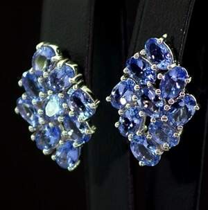 Серебряные серьги 925 пробы 4,71 гр. с Танзанитами класса АААА 10,33 карат Серебряные серьги 925 пробы 4,71 гр. с Танзанитами класса АААА 10,33 карат