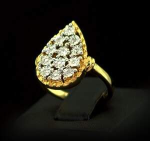 Серебряное кольцо 925 пробы 4,79 гр. с африканскими Бриллиантами VVS1 0,1 карат Серебряное кольцо 925 пробы 4,79 гр. с африканскими Бриллиантами VVS1 0,1 карат