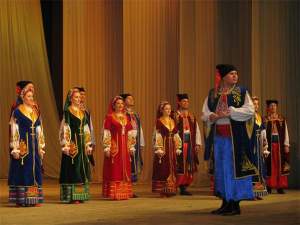 Карнавальные и новогодние костюмы.