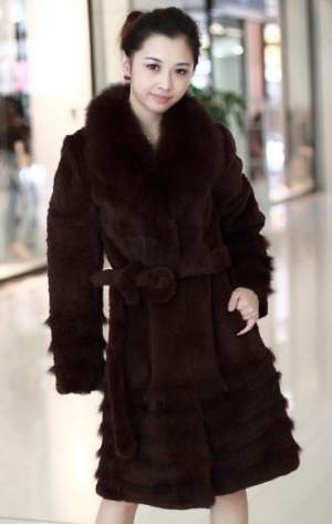 Шубка 81 (коричневая) Шубка 81 (коричневая)