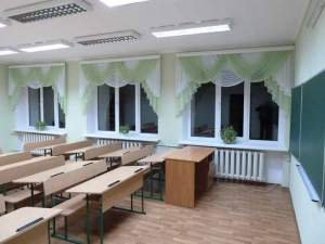 Занавесы, задники, кулисы, падуги, портьеры, ламбрекены.