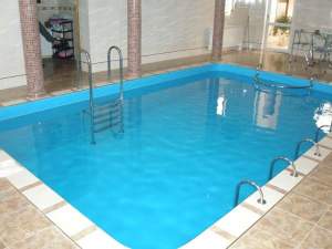 Лестницы для бассейна