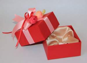 Подарочная коробка для кольца 