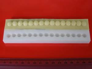 Силиконовый молд Бусы рифленые