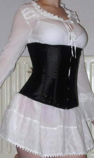 Корсет под грудь, черного цвета. Вечерний. ЕЕ19