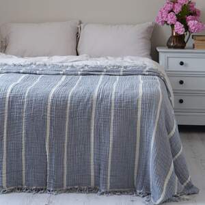 Муслиновое покрывало на кровать LA MODNO Pearl 220x240