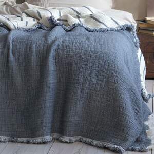 Муслиновое покрывало на кровать LA MODNO Magic blue 170x230