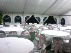 чехлы на стулья, белые чехлы